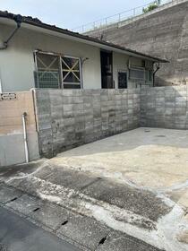 福岡県北九州市小倉北区泉台４丁目