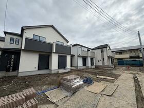 埼玉県吉川市中曽根1丁目