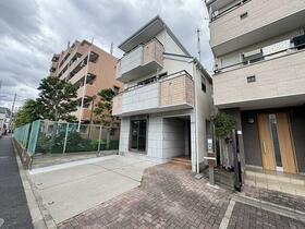 東京都葛飾区東新小岩２丁目