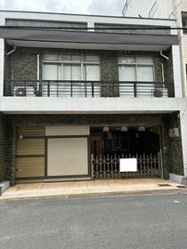 大阪府東大阪市菱屋西１丁目