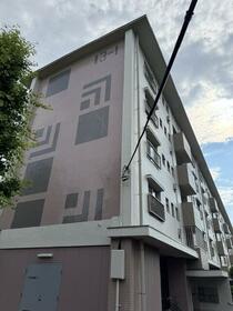 みさと団地１３街区１号棟