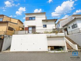 奈良県北葛城郡上牧町服部台２丁目