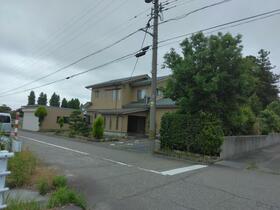 富山県富山市月岡町２丁目