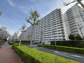 兵庫県神戸市中央区港島中町３丁目