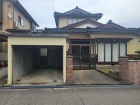 富山県高岡市角