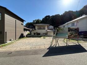 福岡県福岡市中央区桜坂3丁目