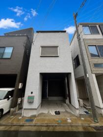 神奈川県横浜市港北区新吉田東８丁目