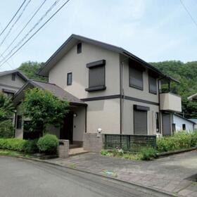 山梨県上野原市コモアしおつ２丁目