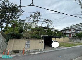 兵庫県明石市朝霧東町３丁目
