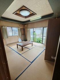 愛知県常滑市山方町８丁目