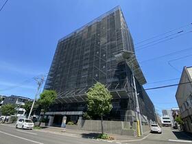 北海道札幌市中央区南八条西１６丁目