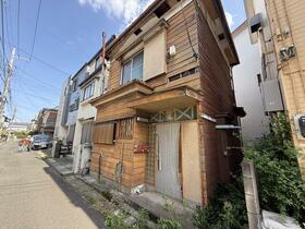 埼玉県さいたま市中央区鈴谷６丁目