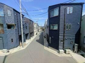 神奈川県横浜市港北区新吉田東８丁目