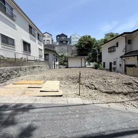 神奈川県逗子市山の根３丁目