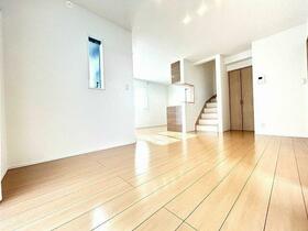 神奈川県厚木市林４丁目