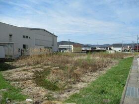 長野県岡谷市長地権現町４丁目