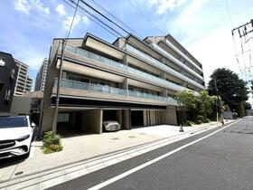 東京都世田谷区深沢２丁目