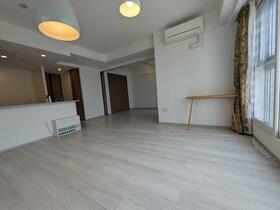 北海道札幌市中央区南三条東３丁目