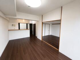 愛知県豊田市中田町富士
