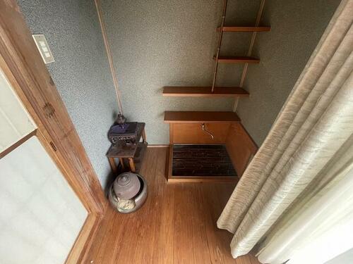 Image 8