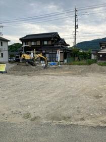 山口県下関市長府松小田本町