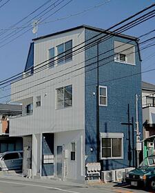 東京都足立区西新井本町４丁目