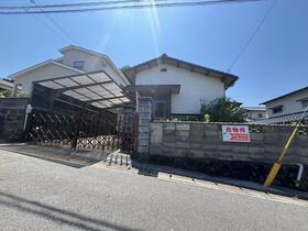 福岡県中間市土手ノ内３丁目