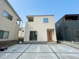 愛媛県松山市鴨川３丁目
