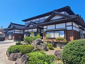 秋田県南秋田郡井川町浜井川字家ノ東