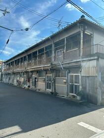 大阪府八尾市南本町６丁目