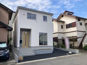 埼玉県草加市苗塚町