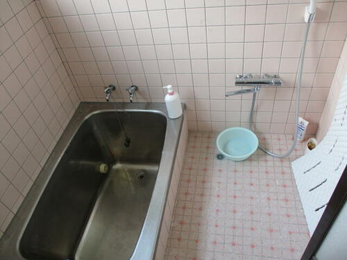 Image 11