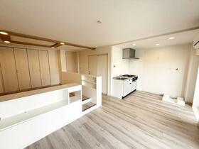 京都府京都市北区衣笠高橋町