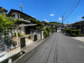 広島県広島市佐伯区城山2丁目