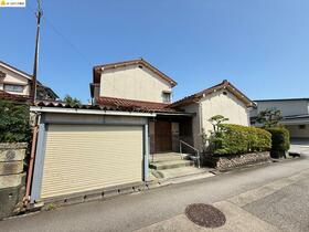 富山県富山市粟島町３丁目
