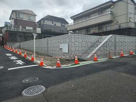 神奈川県横浜市鶴見区獅子ケ谷１丁目