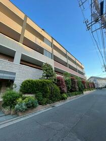 埼玉県所沢市小手指町３丁目