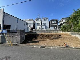 神奈川県横浜市港南区日限山１丁目