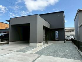 三重県伊勢市御薗町長屋
