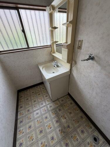 Image 39