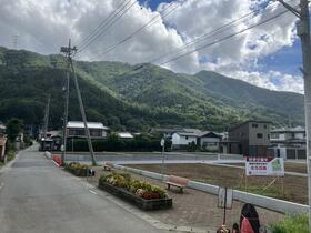 山梨県都留市境