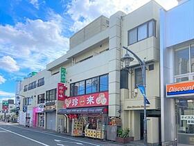東京都足立区中央本町２丁目