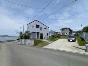 徳島県鳴門市里浦町里浦字坂田