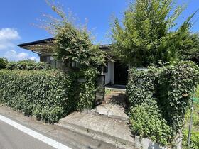 青森県三戸郡階上町蒼前東８丁目