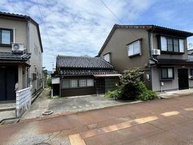 富山県高岡市五福町