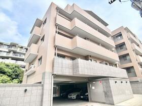 福岡県福岡市中央区赤坂３丁目