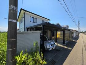 富山県射水市足洗新町１丁目