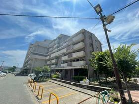 豊中島江団地２棟（グリーンタウン島江）
