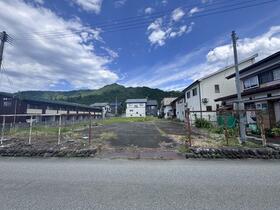 新潟県南魚沼市東泉田