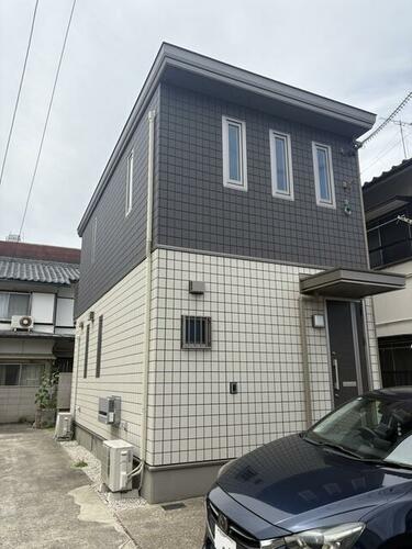上飯田駅より徒歩6分 築7年4ヶ月 2階建の賃貸物件